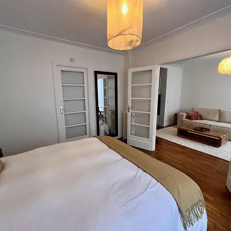 Beau Deux Pieces Quartier Des Ternes Παρίσι