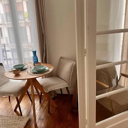 Beau Deux Pieces Quartier Des Ternes Διαμέρισμα
